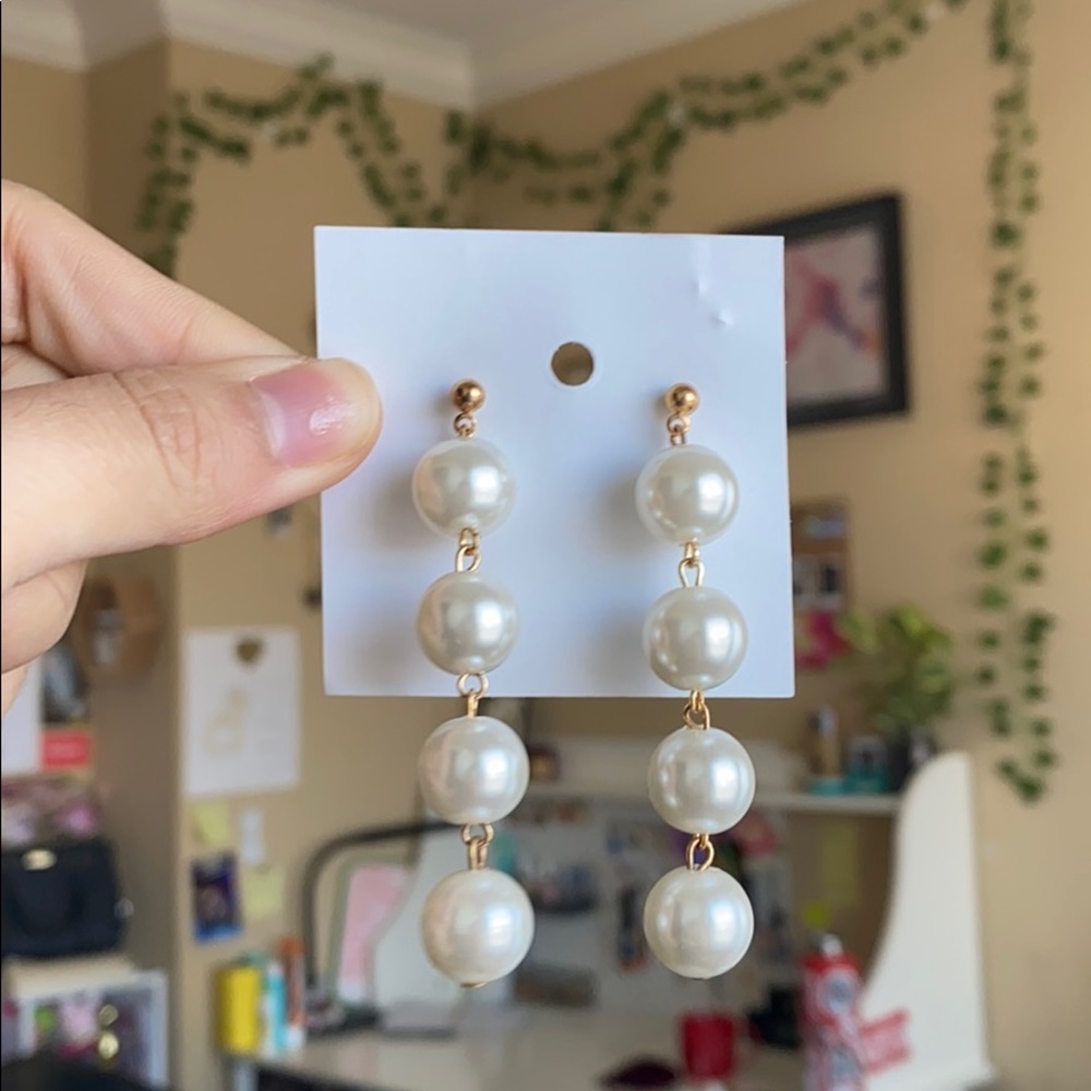 pearl drop earrings